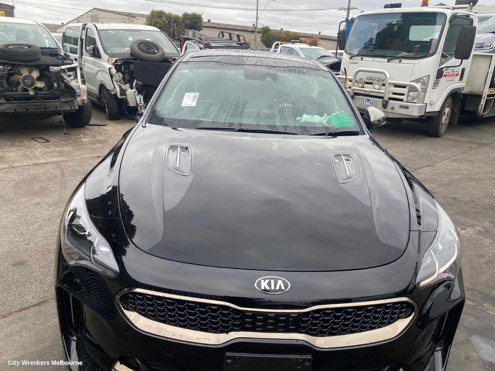 KIA STINGER RIGHT REAR HUB ASSEMBLY, CK, 06/2017 ONWARDS