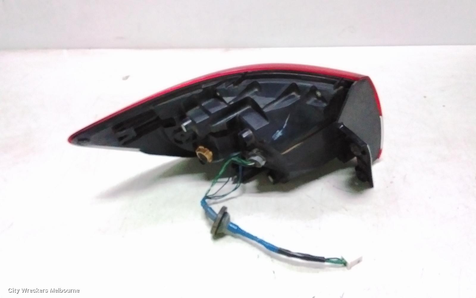 MAZDA CX9 RIGHT TAILLIGHT, TB, 10/2012 - 12/2015