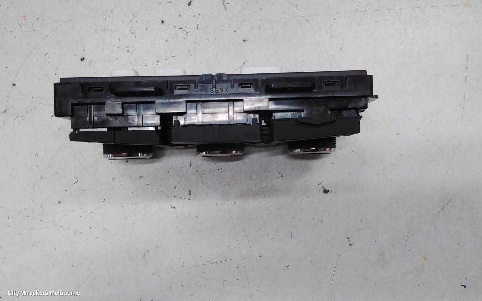 MAZDA CX9 HEATER/AC CONTROLS, MAIN CONTROL, W/O HEATED SEAT TYPE, TB, 06/2009 - 12/2015
