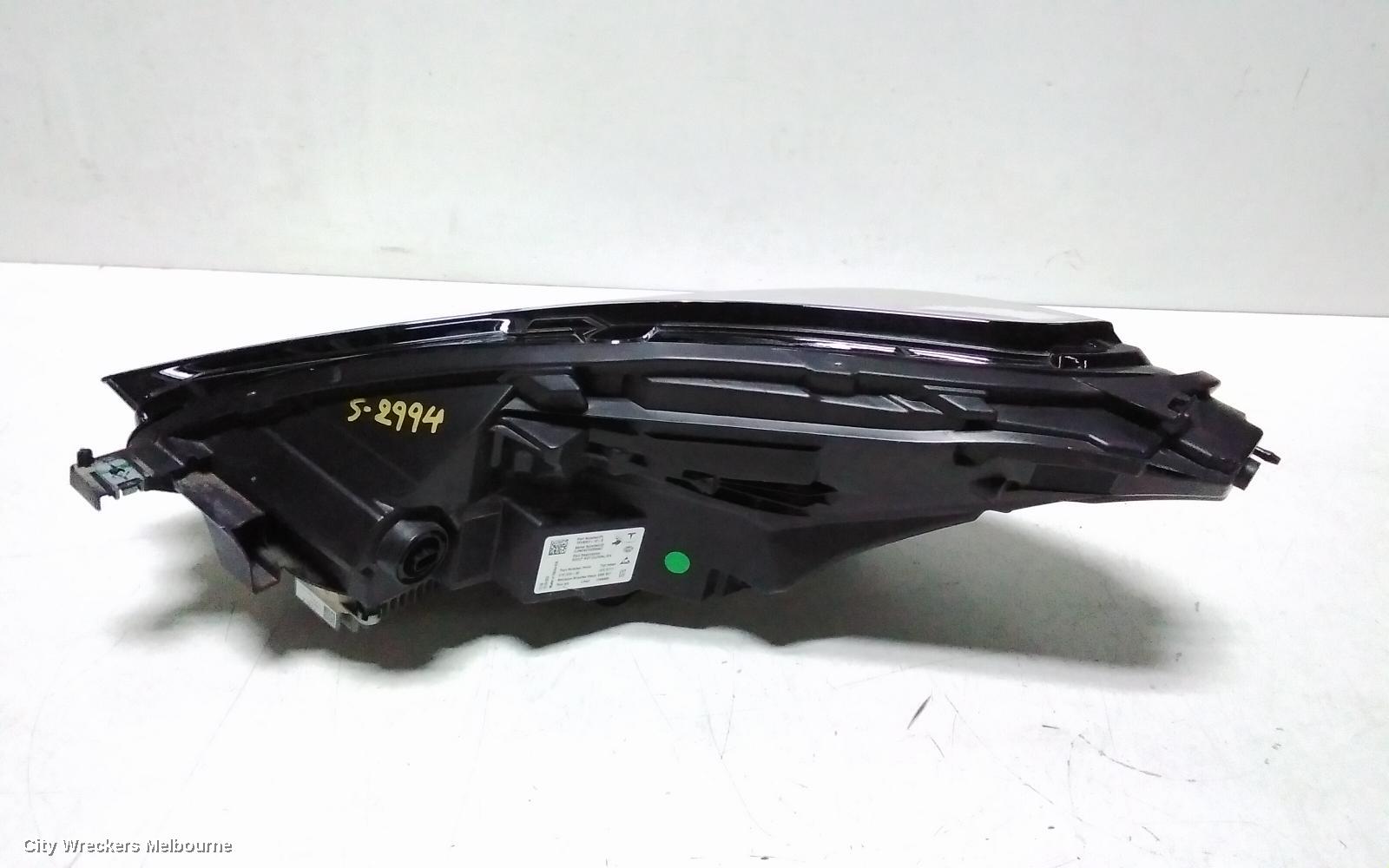 TESLA MODEL Y RIGHT HEADLAMP, 1ST GEN, LED TYPE, 03/2022 ONWARDS
