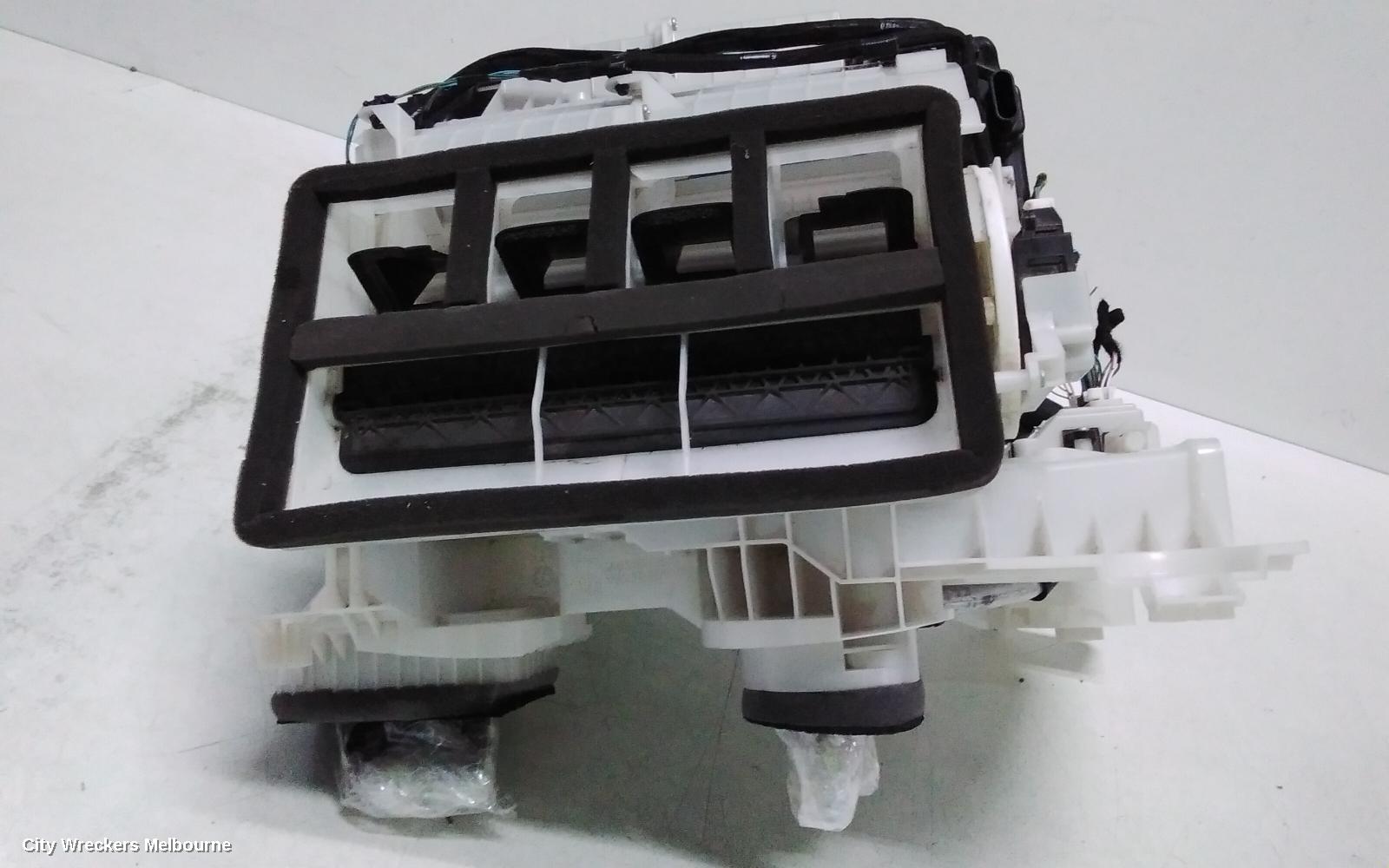 MAZDA CX30 HEATER CORE/BOX, DM, 10/2019 ONWARDS