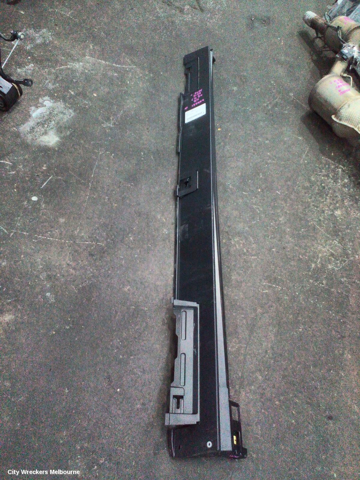 MAZDA CX30 SIDE STEP/SKIRT, DM, 10/2019 ONWARDS