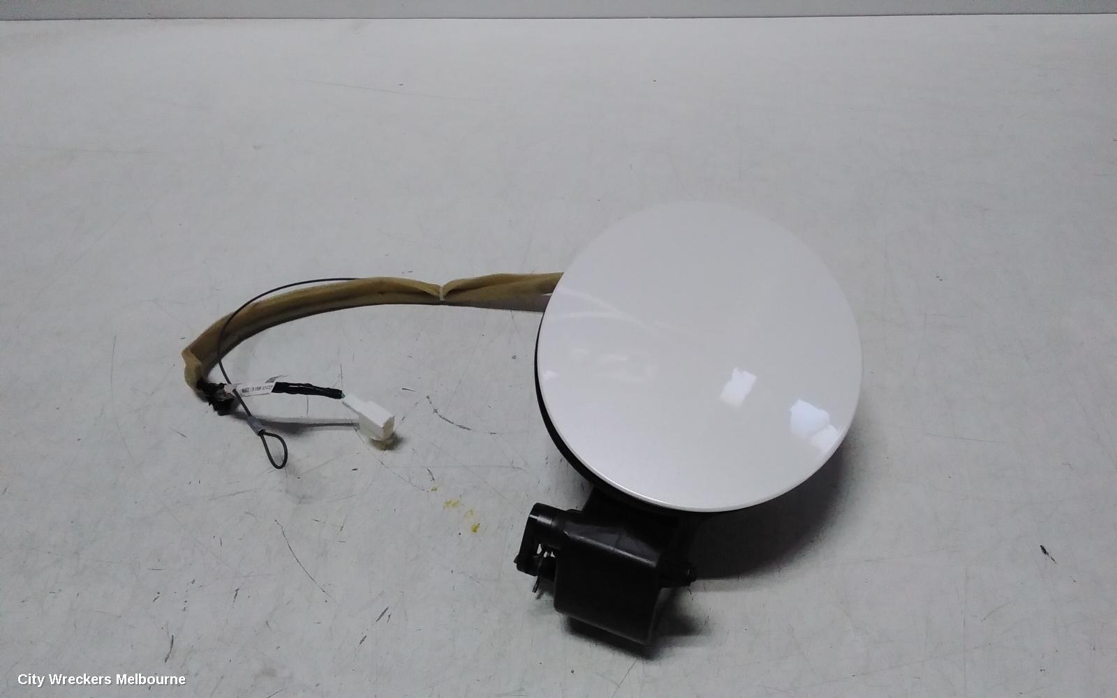 MAZDA CX30 FUEL DOOR / FILLER, DM, FUEL DOOR, 10/2019 ONWARDS