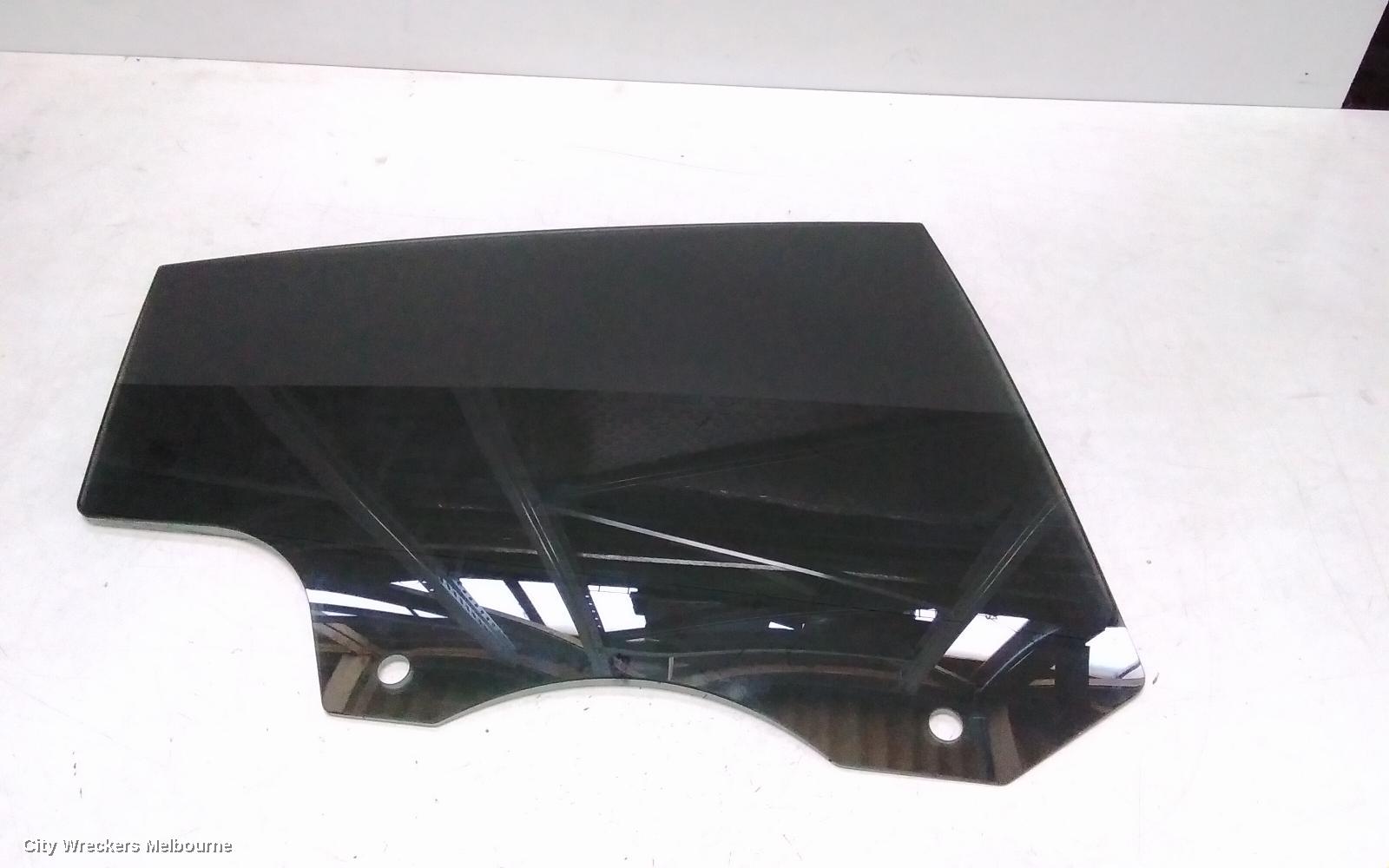 TESLA MODEL Y RIGHT REAR DOOR WINDOW, 1ST GEN, 03/2022 ONWARDS