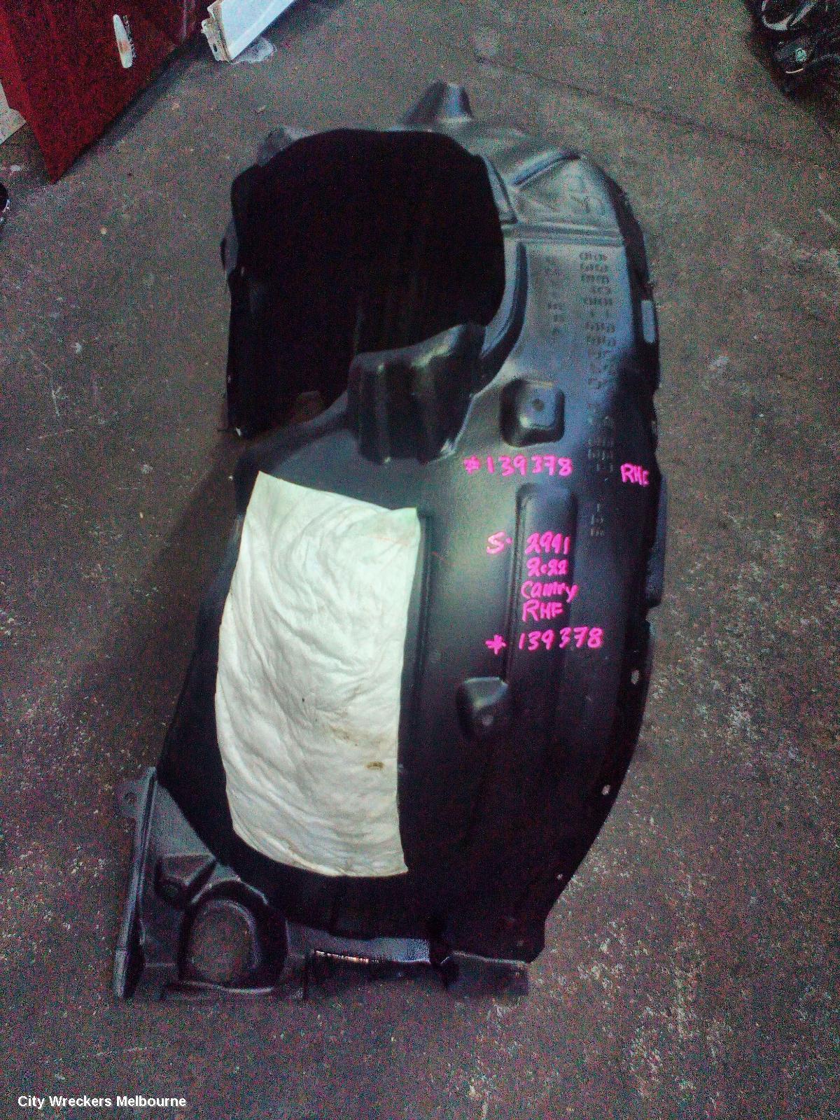 TOYOTA CAMRY RIGHT GUARD LINER, XV70, FRONT, 09/2017 - 05/2024