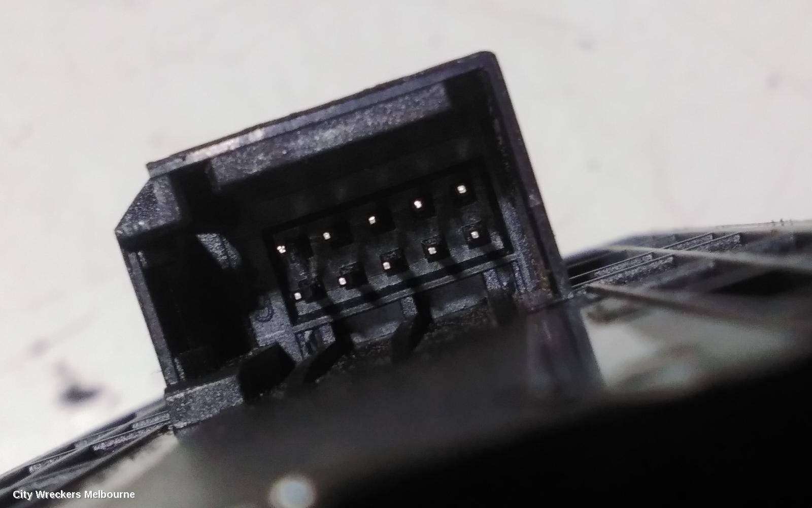 AUDI Q3 PWR DR WIND SWITCH, RH FRONT (MASTER SWITCH), BLACK, 8U, 03/2012 - 12/2018