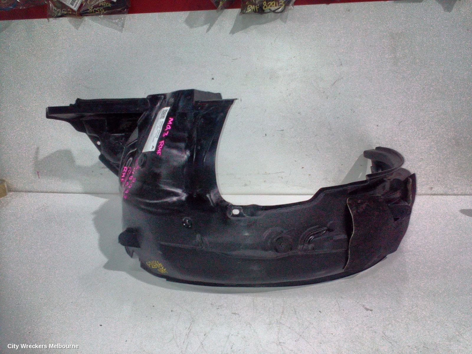 MG MG3 RIGHT GUARD LINER, SZP1, FRONT, 06/2018 ONWARDS