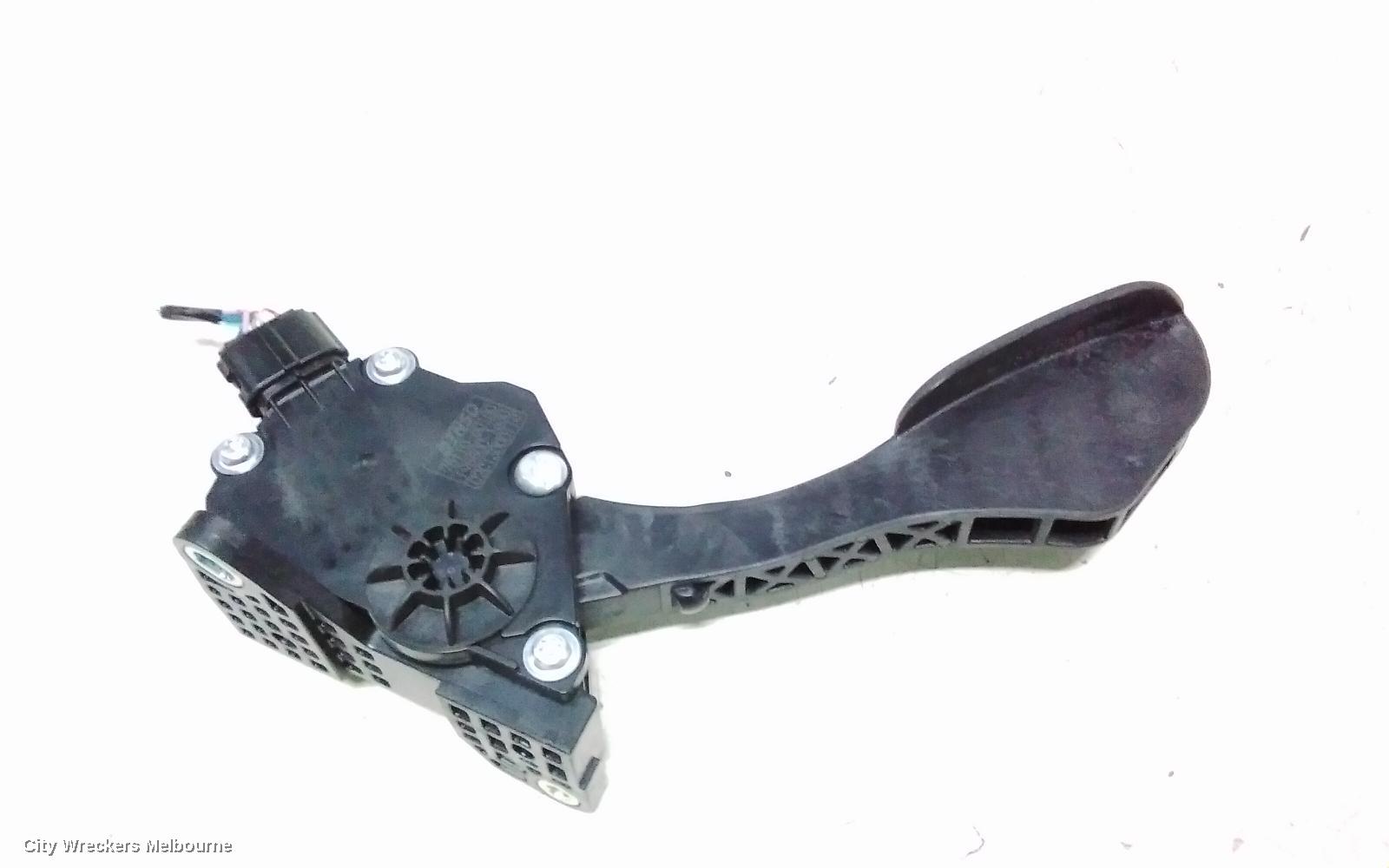 TOYOTA PRADO PEDAL ASSEMBLY, 150 SERIES, ACCELERATOR PEDAL, 2.8, 1GD-FTV, DIESEL, 06/2015 - 11/2023