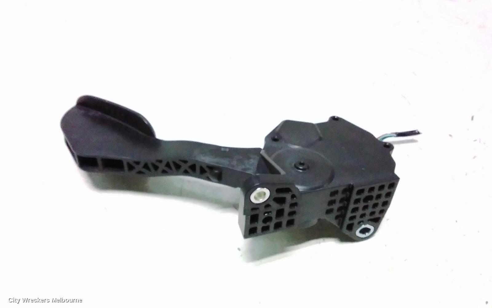TOYOTA PRADO PEDAL ASSEMBLY, 150 SERIES, ACCELERATOR PEDAL, 2.8, 1GD-FTV, DIESEL, 06/2015 - 11/2023