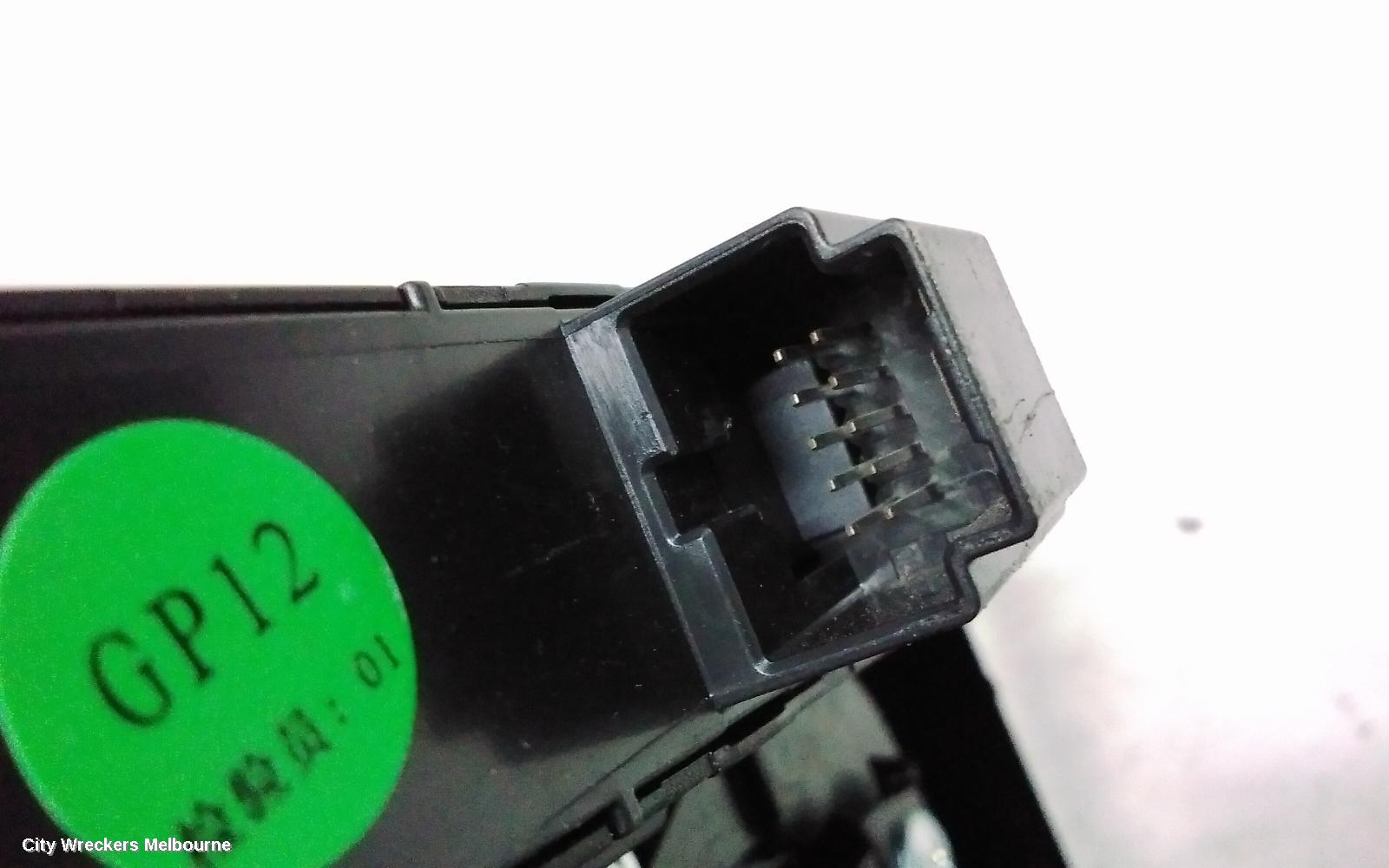 MG HS TRIM PANEL, SAS23, 08/2019 - 12/2024