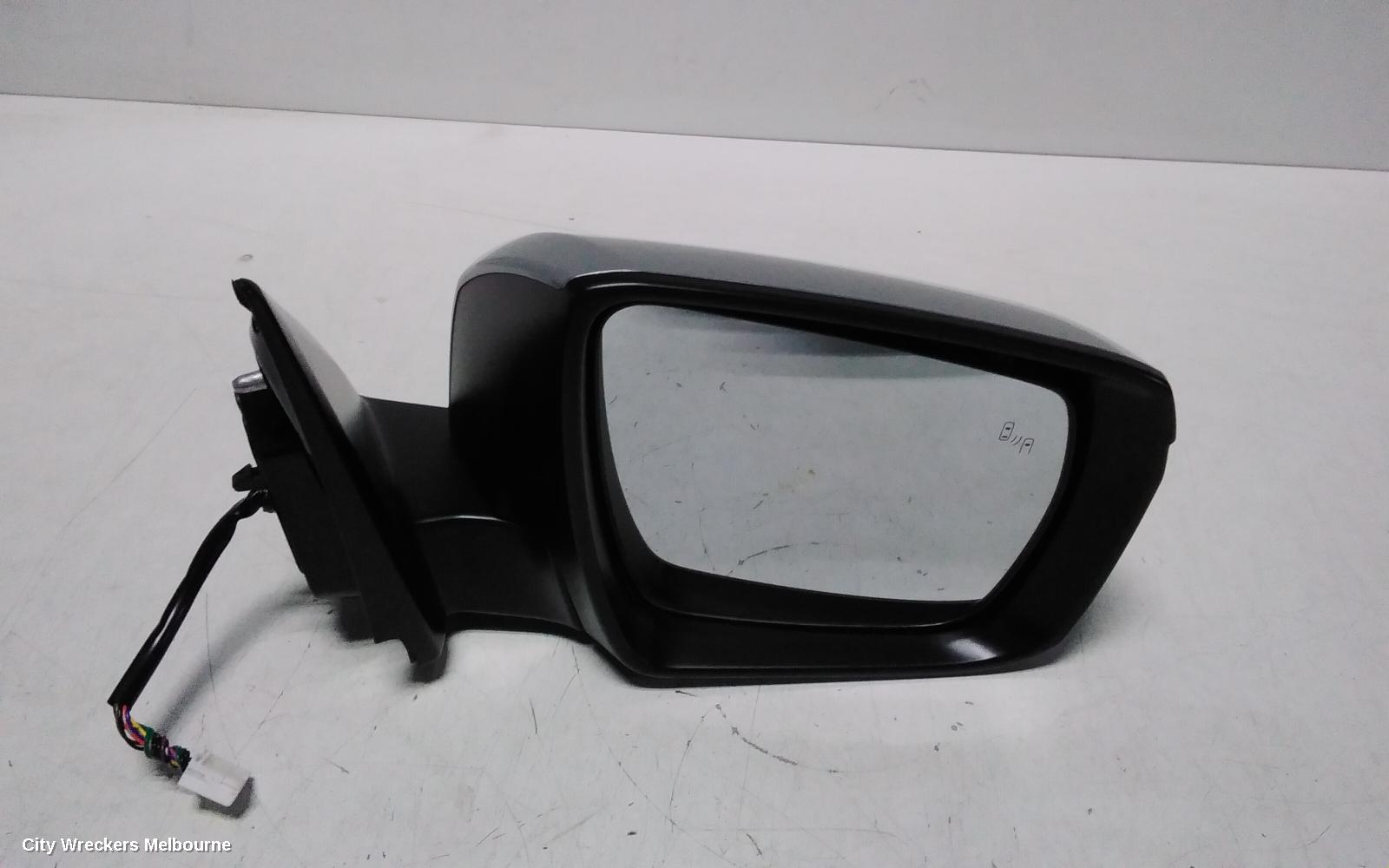 ISUZU DMAX RIGHT DOOR MIRROR, RG, COLOUR CODED, MANUAL FOLD, NON HEATED TYPE, 07/2020 ONWARDS