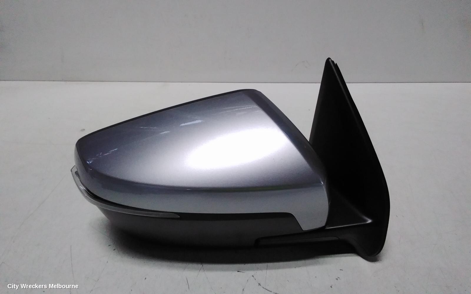ISUZU DMAX RIGHT DOOR MIRROR, RG, COLOUR CODED, MANUAL FOLD, NON HEATED TYPE, 07/2020 ONWARDS