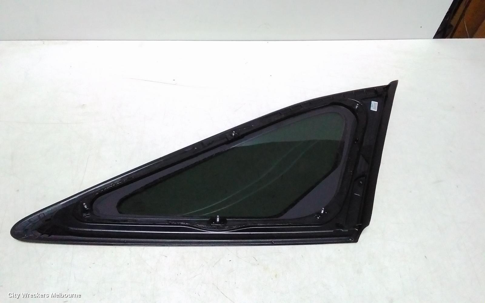 KIA SORENTO LEFT REAR SIDE GLASS, MQ4, PRIVACY TINT TYPE, 02/2020 ONWARDS