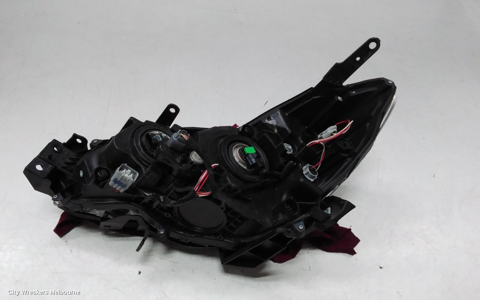 SUBARU IMPREZA RIGHT HEADLAMP, G4, HALOGEN, BLACK INSERT TYPE, 10/2015 - 08/2017