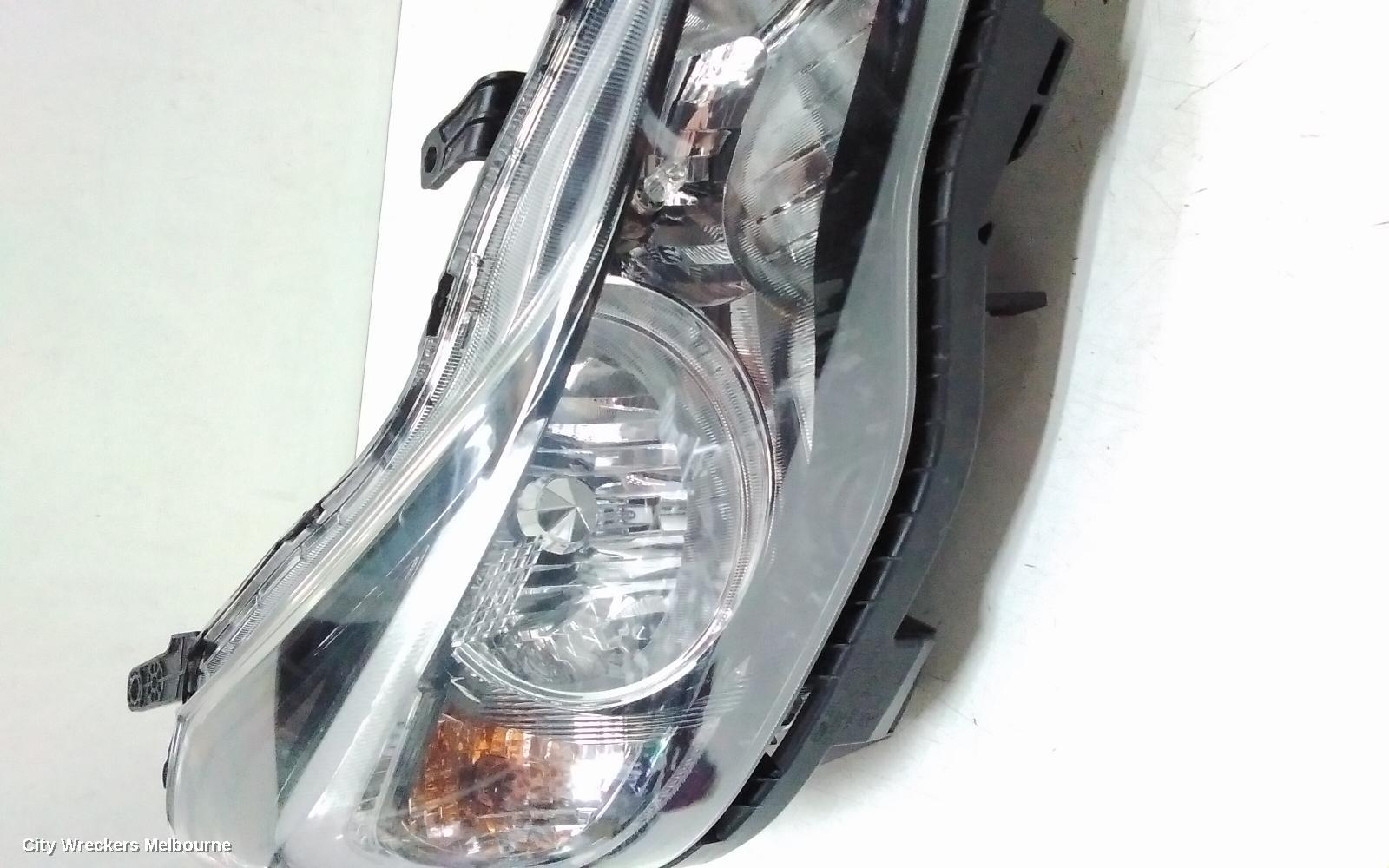 SUBARU IMPREZA RIGHT HEADLAMP, G4, HALOGEN, BLACK INSERT TYPE, 10/2015 - 08/2017