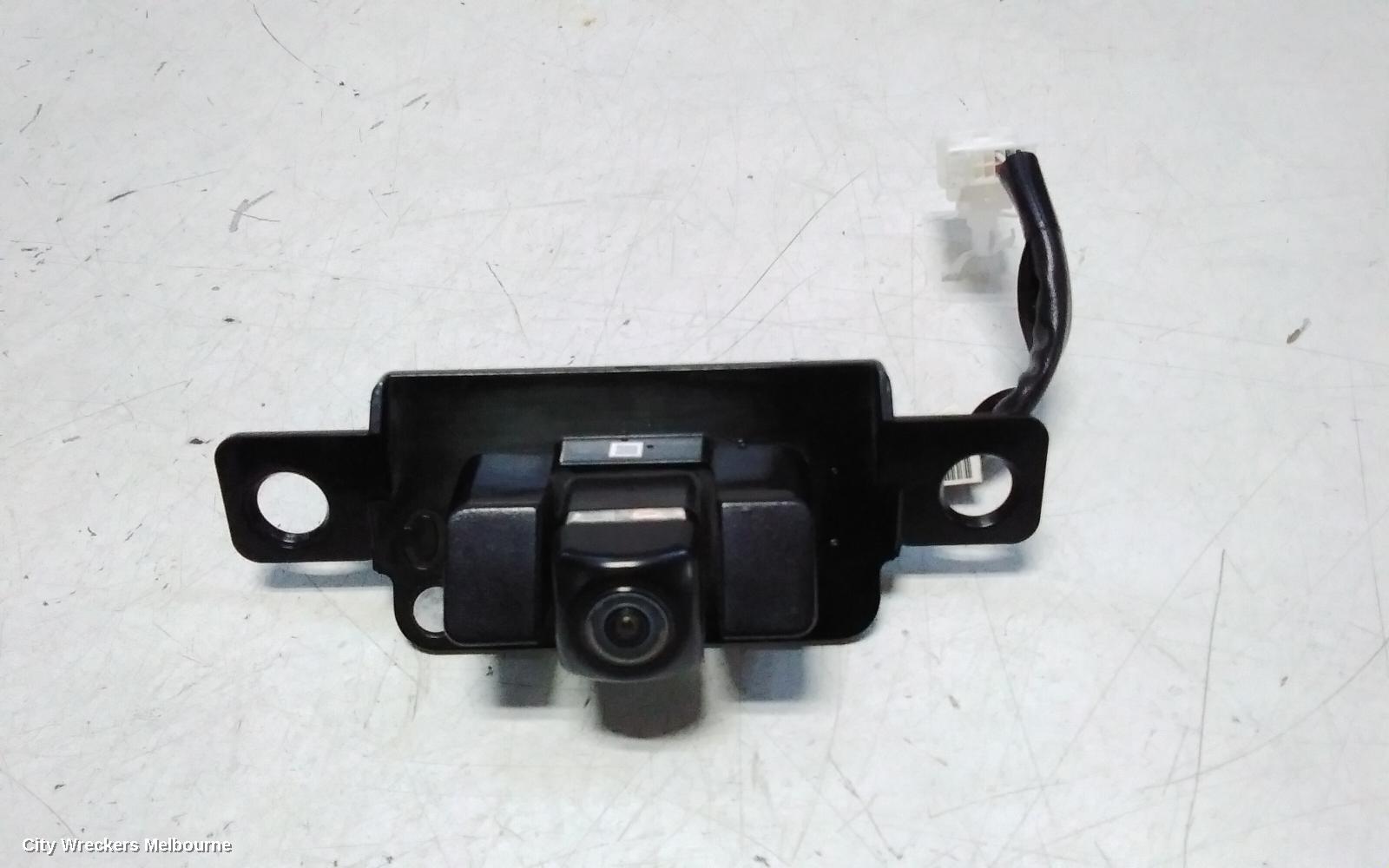 TOYOTA CAMRY REVERSE CAMERA, REVERSE CAMERA, XV70, 09/2017 - 08/2020