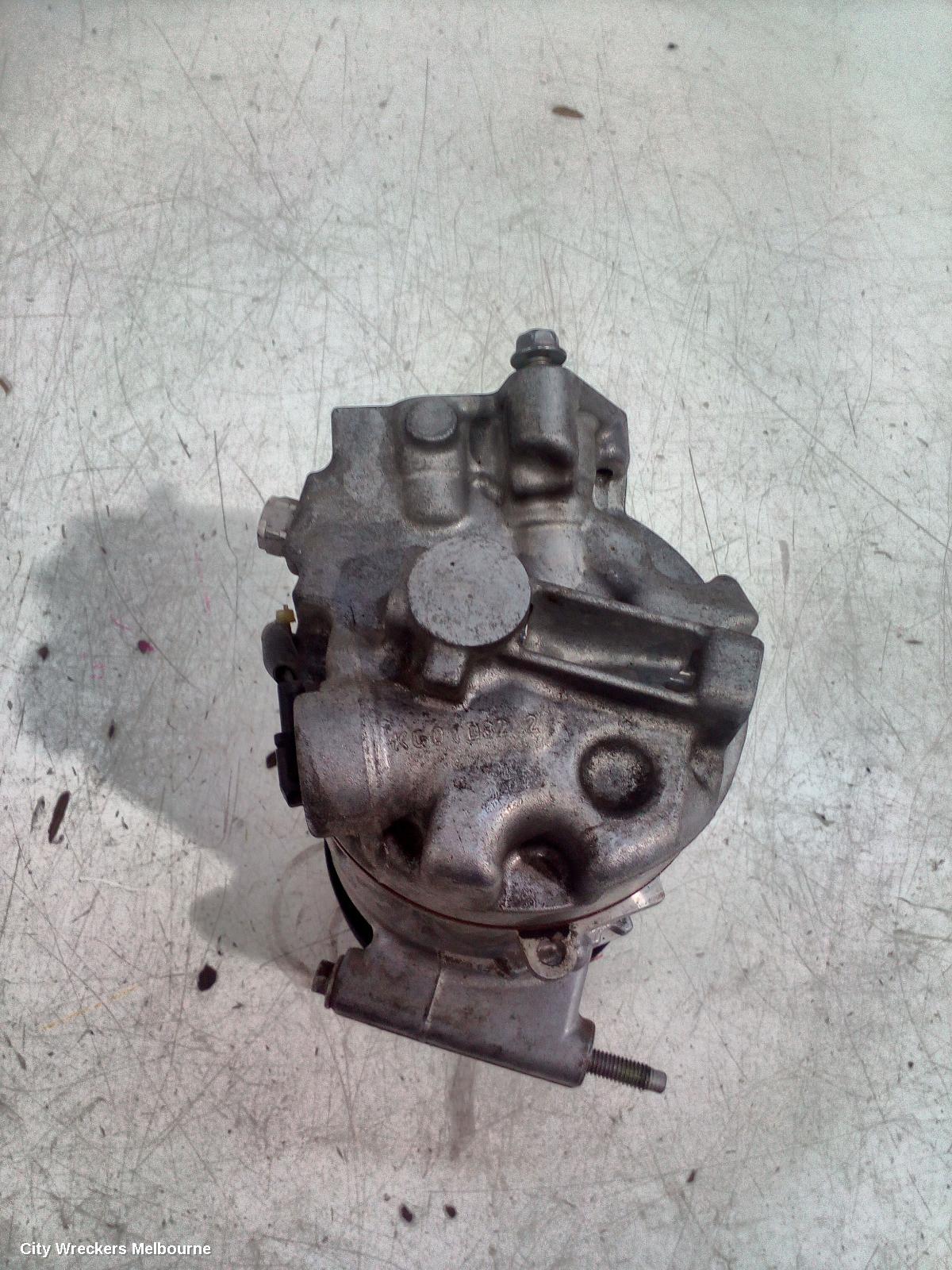 RENAULT MEGANE A/C COMPRESSOR, X32/X95, CALSONIC CR12SC P/N 8201025121, 09/2010 - 05/2016