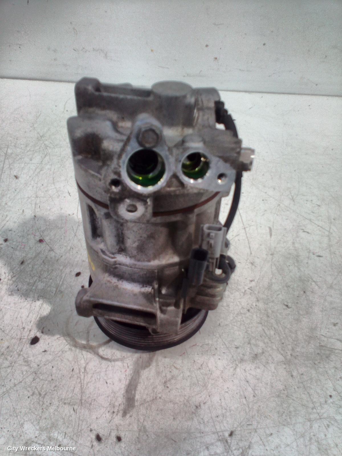 RENAULT MEGANE A/C COMPRESSOR, X32/X95, CALSONIC CR12SC P/N 8201025121, 09/2010 - 05/2016