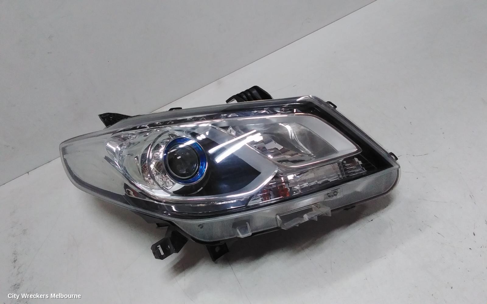 LDV G10 RIGHT HEADLAMP, SV7A, WAGON, XENON TYPE, 04/2015 - 08/2022