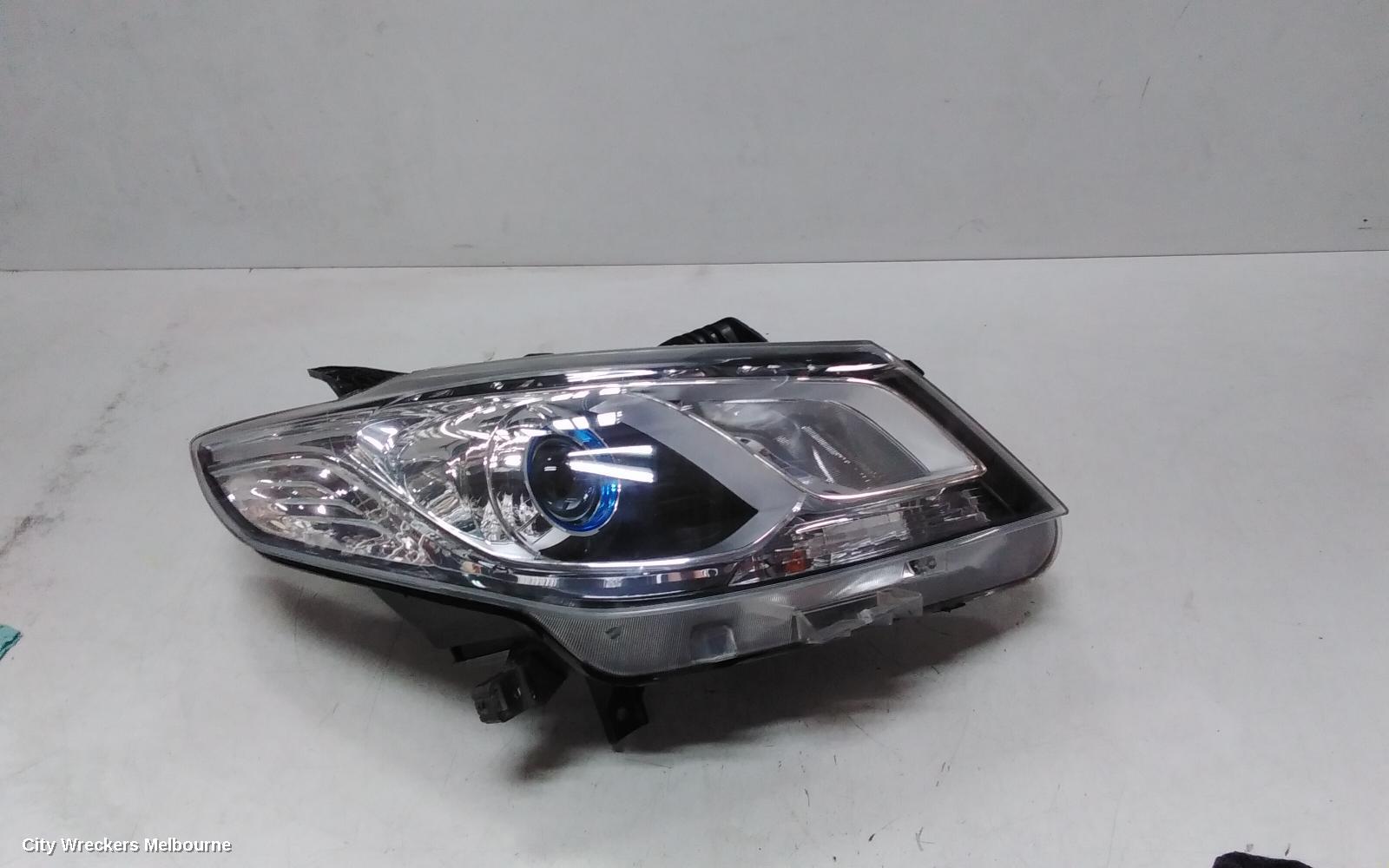 LDV G10 RIGHT HEADLAMP, SV7A, WAGON, XENON TYPE, 04/2015 - 08/2022