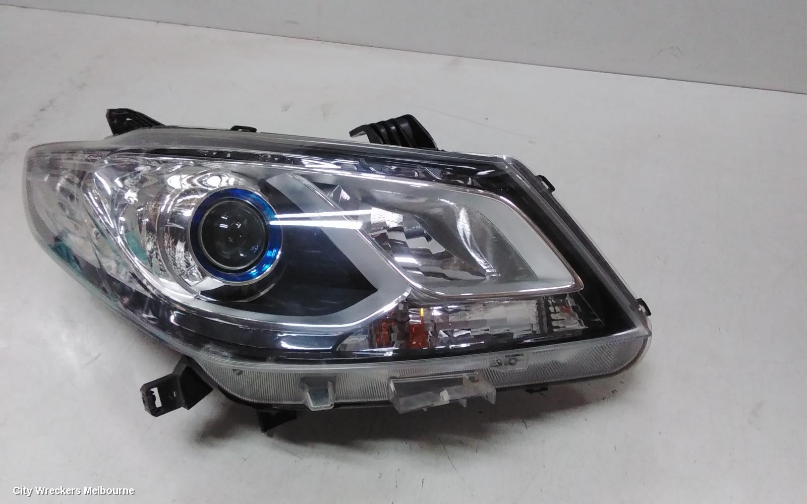 LDV G10 RIGHT HEADLAMP, SV7A, WAGON, XENON TYPE, 04/2015 - 08/2022