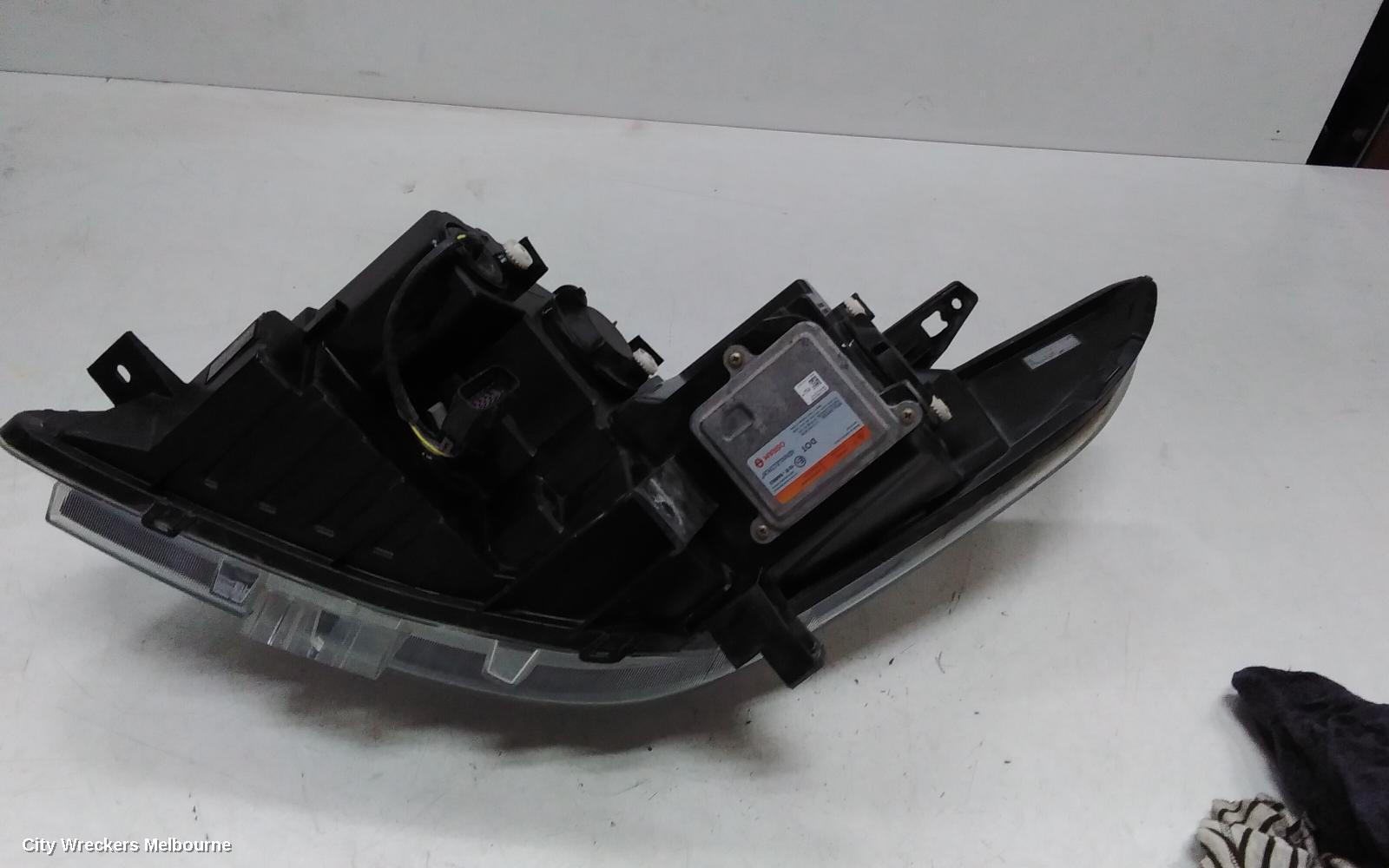 LDV G10 RIGHT HEADLAMP, SV7A, WAGON, XENON TYPE, 04/2015 - 08/2022