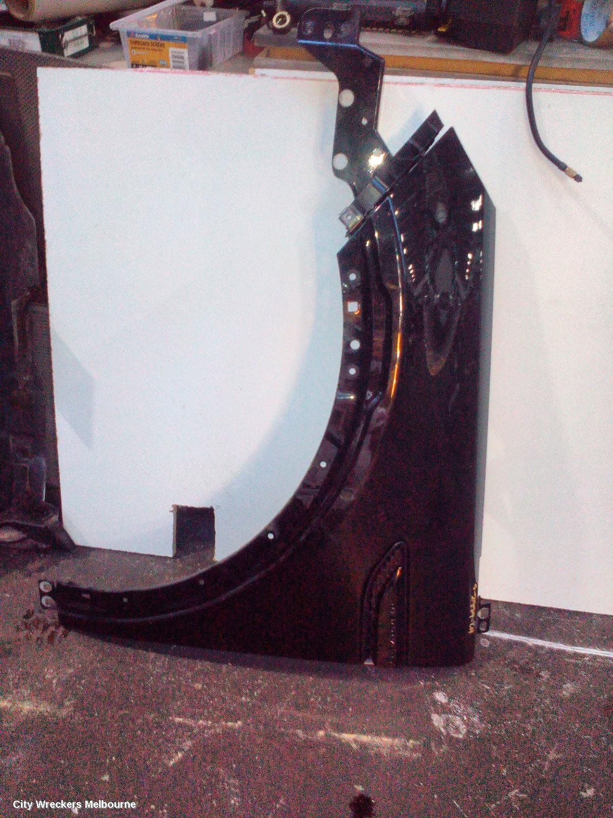 LAND ROVER DISCOVERY SPORT LEFT GUARD, L550, 01/2015 ONWARDS