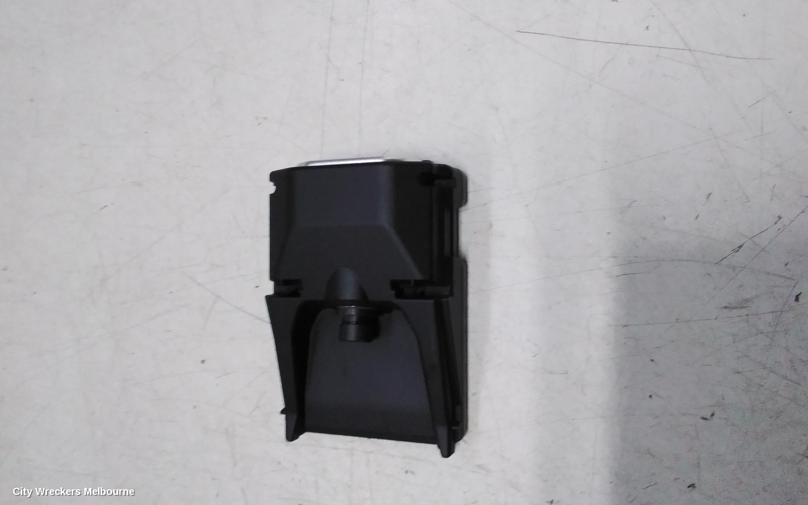 KIA CERATO REVERSE CAMERA, FRONT CAMERA (WINDSCREEN MOUNTED), BD, 04/2018 - 09/2024