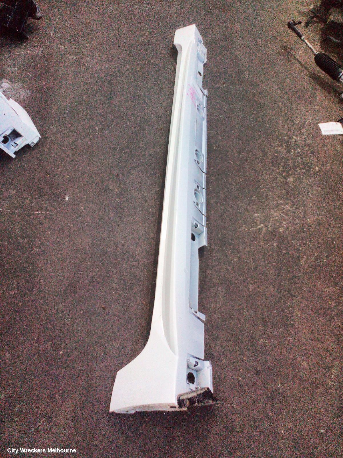 TOYOTA COROLLA SIDE STEP/SKIRT, RH SIDE, HATCH, E210, 07/2018 ONWARDS