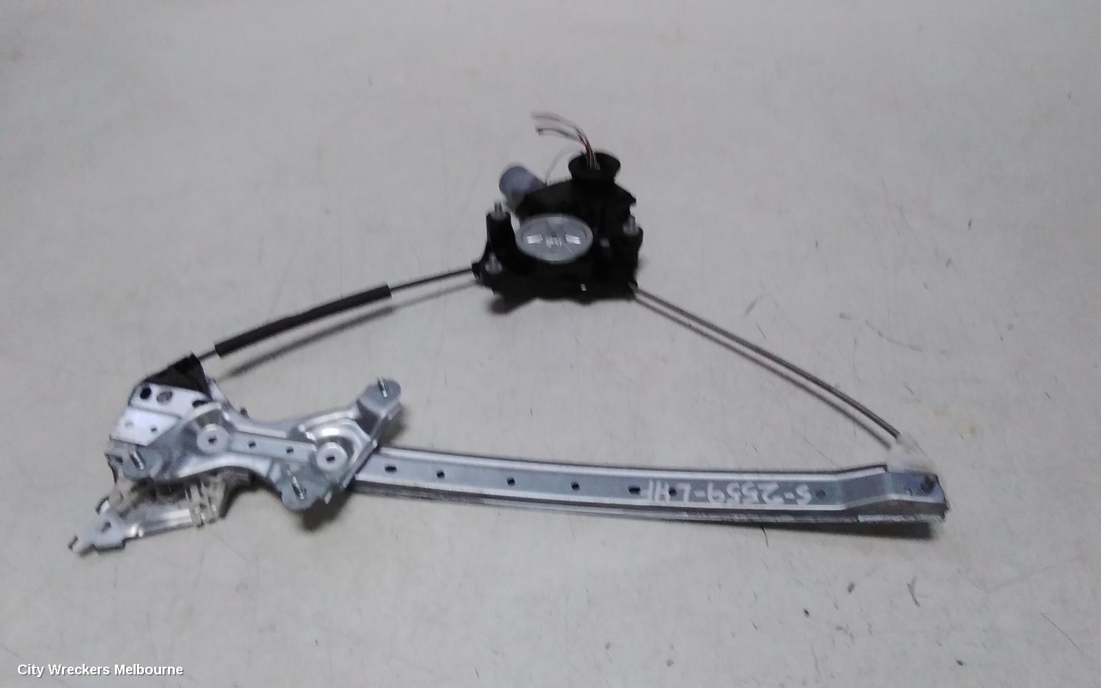 TOYOTA COROLLA LEFT FRONT WINDOW REG/MOTOR, E210, 07/2018 ONWARDS