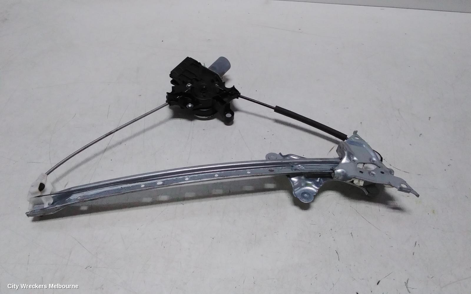 TOYOTA COROLLA LEFT FRONT WINDOW REG/MOTOR, E210, 07/2018 ONWARDS