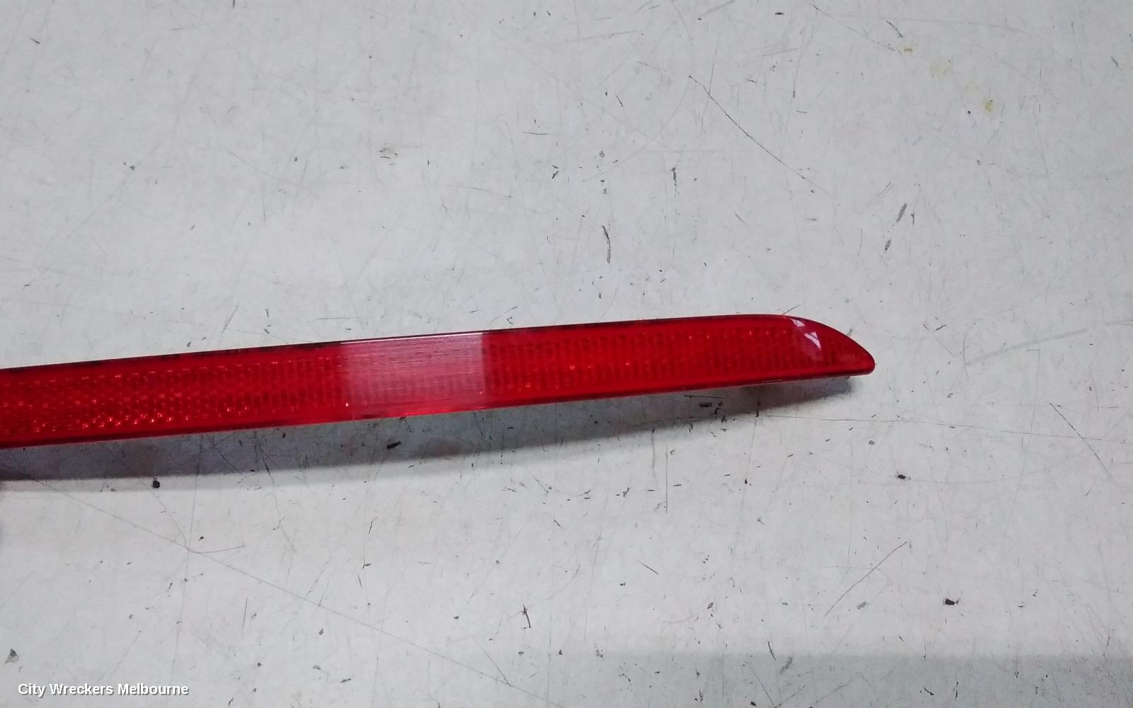 VOLKSWAGEN TIGUAN LEFT TAILLIGHT, BUMPER REFLECTOR, 5N, 05/2008 - 08/2016