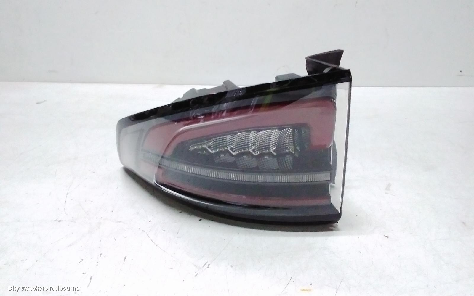 LAND ROVER DISCOVERY SPORT RIGHT TAILLIGHT, IN BODY, LED TYPE, L550, 07/2019 ONWARDS
