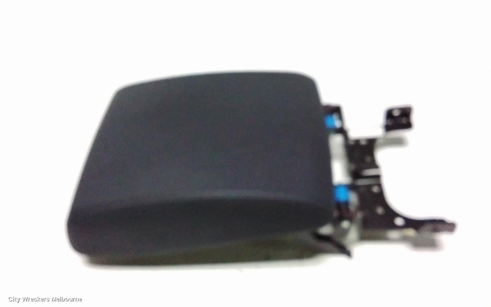 LAND ROVER DISCOVERY SPORT CONSOLE, L550, 01/2015 ONWARDS