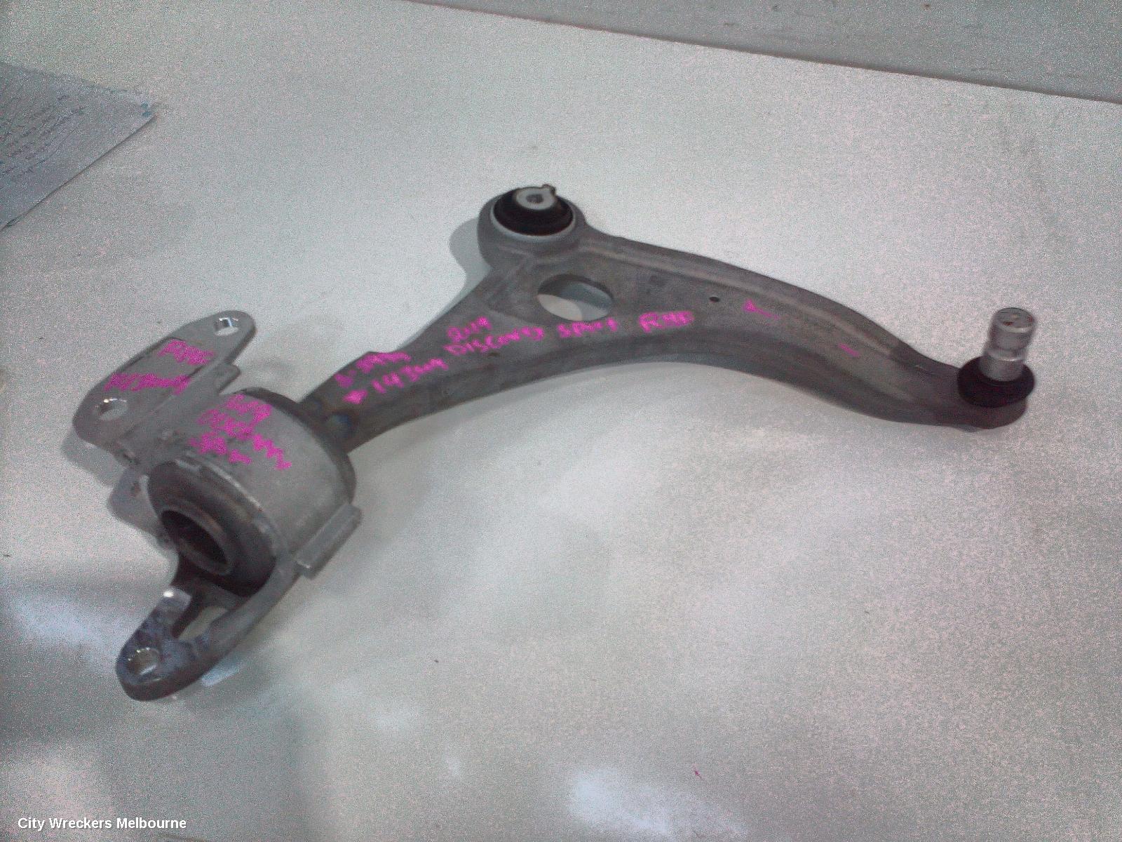 LAND ROVER DISCOVERY SPORT RIGHT FRONT LOWER CONTROL ARM, L550, 07/2019 ONWARDS