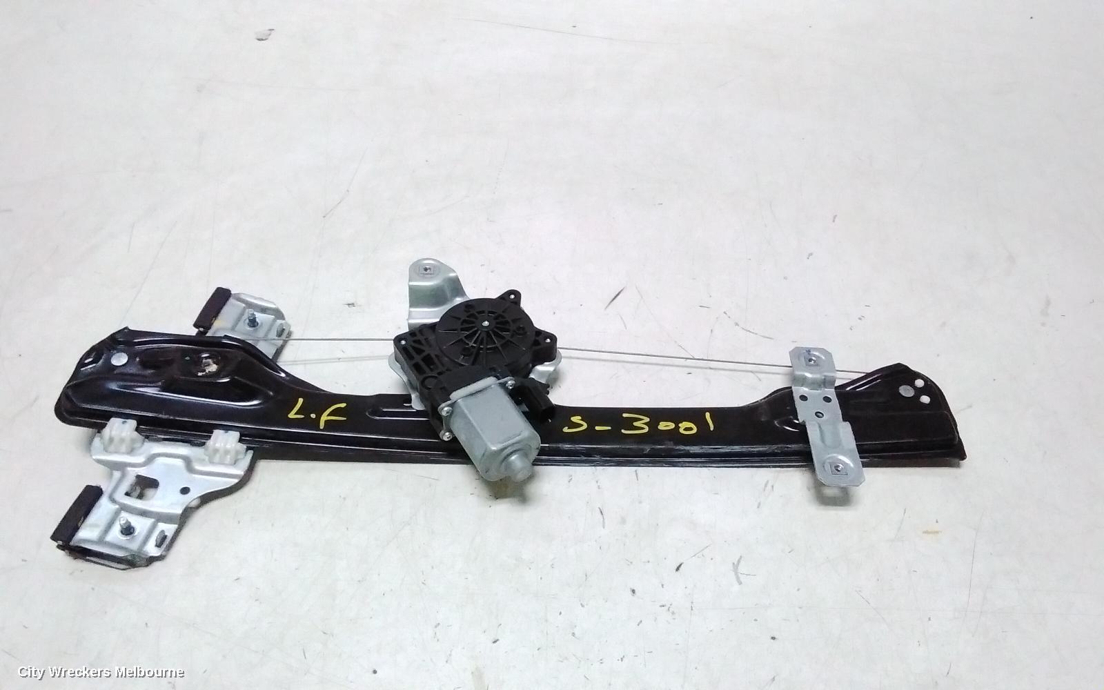 HOLDEN TRAX LEFT FRONT WINDOW REG/MOTOR, TJ SERIES, DOOR REG ASSY (REG AND MOTOR), 08/2013 - 12/2020