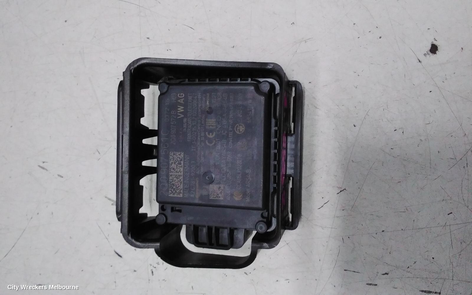 VOLKSWAGEN CRAFTER REVERSE CAMERA, SY1, FRONT RADAR SENSOR (GRILLE MOUNTED), 11/2021 - 10/2024