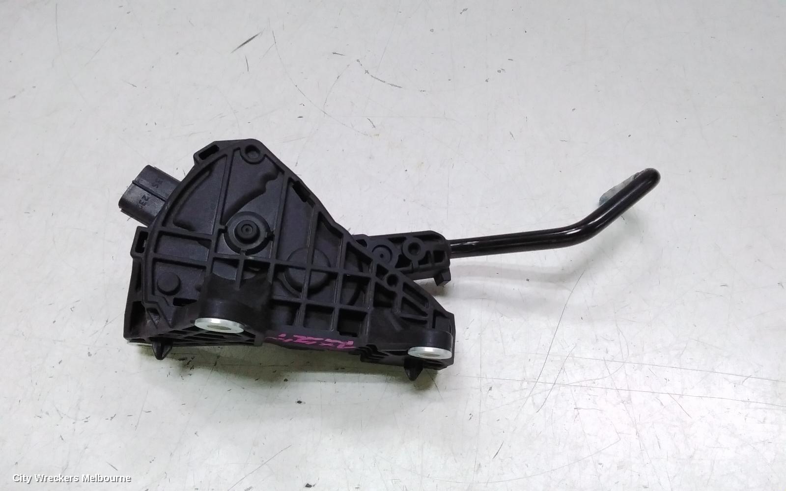 TOYOTA KLUGER PEDAL ASSEMBLY, XU70 SERIES, ACCELERATOR PEDAL, 03/2021 ONWARDS