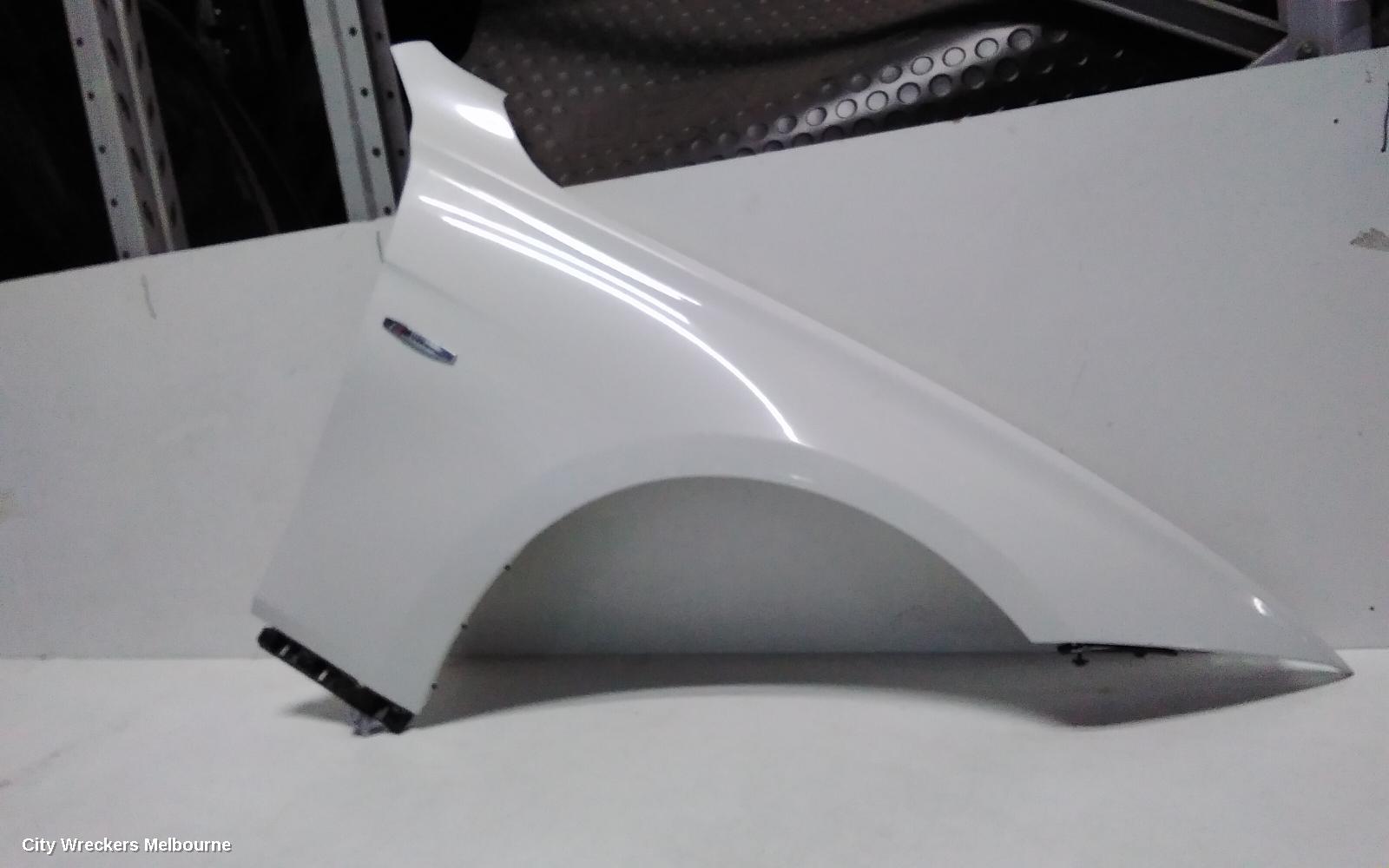 BMW 3 SERIES RIGHT GUARD, F30/F31, SEDAN/WAGON, NON HYBRID/HYBRID, 11/2011 - 02/2019