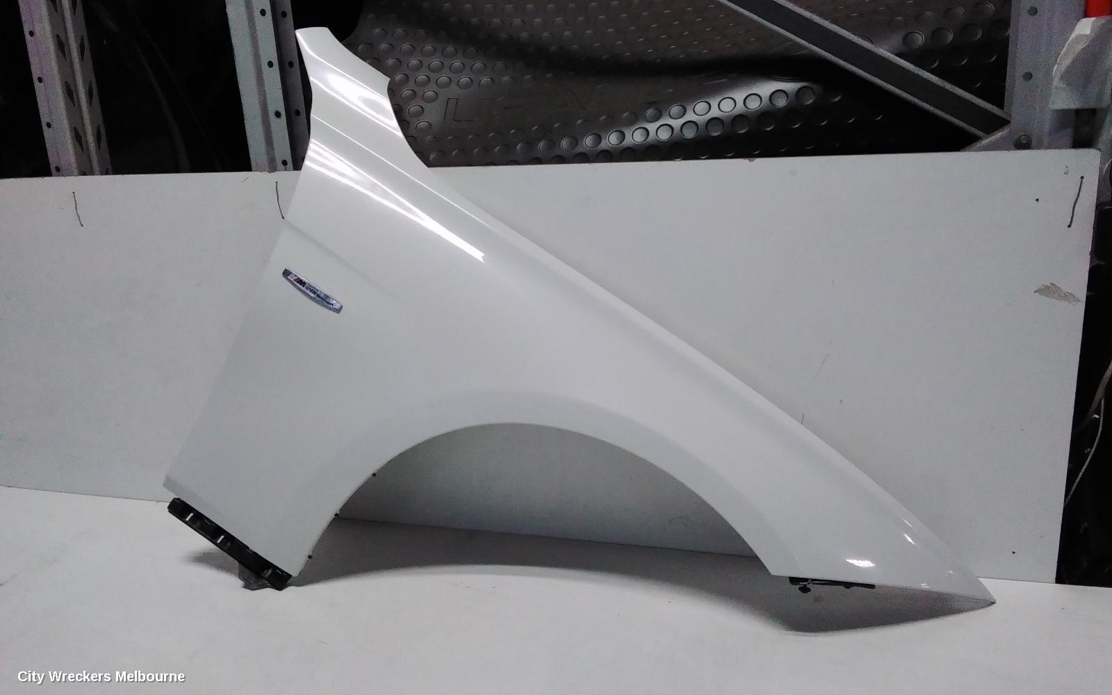 BMW 3 SERIES RIGHT GUARD, F30/F31, SEDAN/WAGON, NON HYBRID/HYBRID, 11/2011 - 02/2019