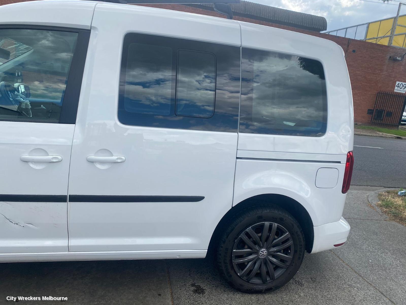 VOLKSWAGEN CADDY RIGHT FRONT DOOR WINDOW, 2KN, 12/2015 - 02/2021