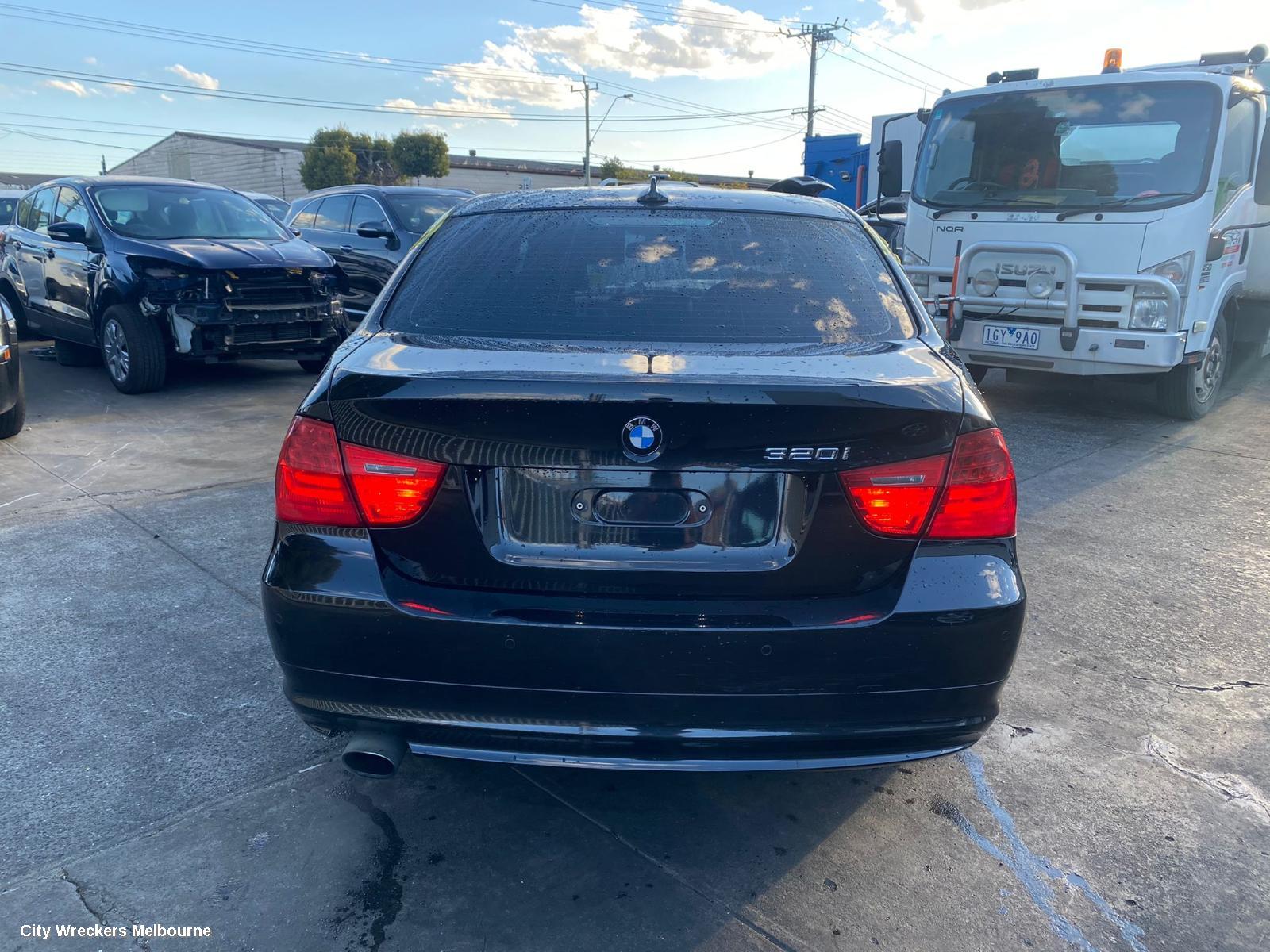 BMW 3 SERIES LEFT GUARD, E90/E91, SEDAN/WAGON, STD TYPE, 03/2005 - 04/2012