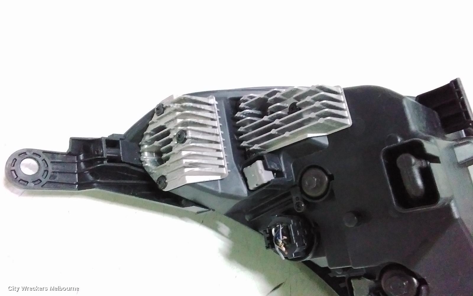 HYUNDAI I30 RIGHT HEADLAMP, PD, W/ LED TYPE, HATCH/FASTBACK (CZECH VIN TMAH), N LINE/N, 03/2021 ONWARDS