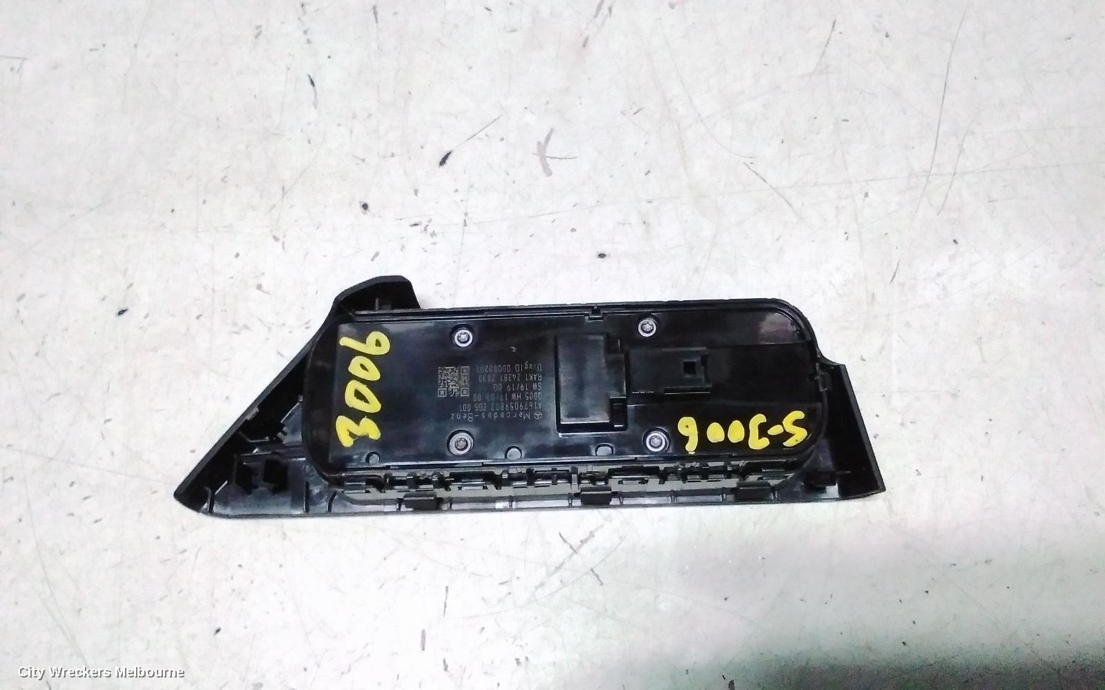 MERCEDES EQA PWR DR WIND SWITCH, H243, RH FRONT (MASTER SWITCH), 01/2021 ONWARDS