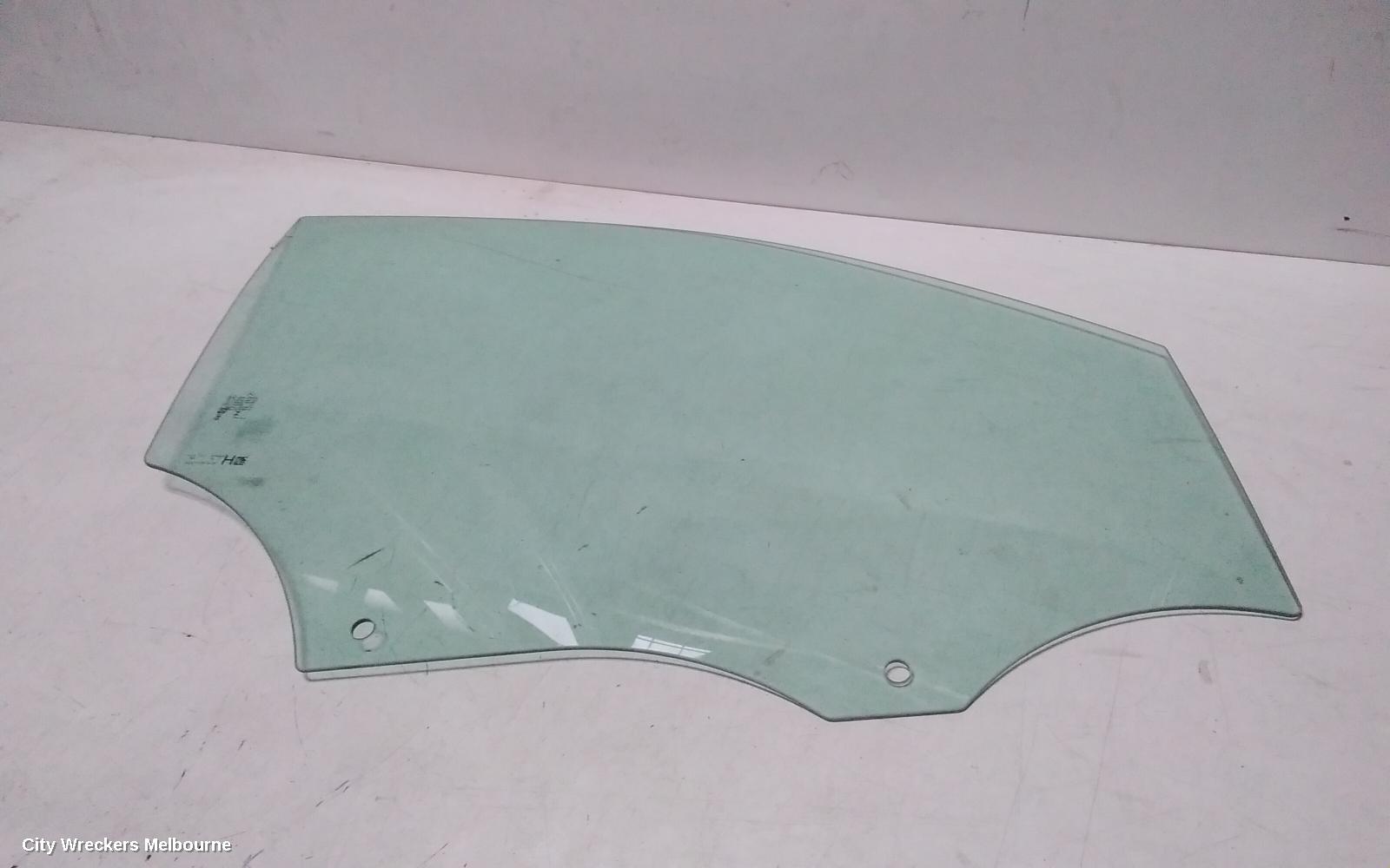 MERCEDES EQA RIGHT FRONT DOOR WINDOW, H243, 01/2021 ONWARDS