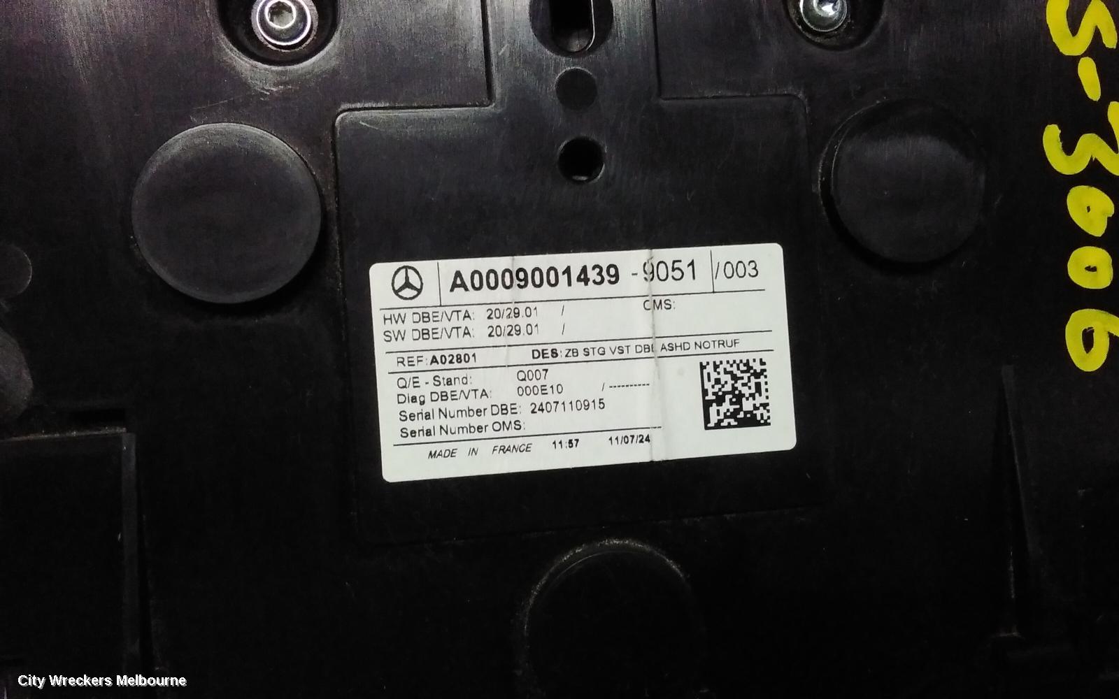 MERCEDES EQA COURTESY LIGHT, H243, 01/2021 ONWARDS