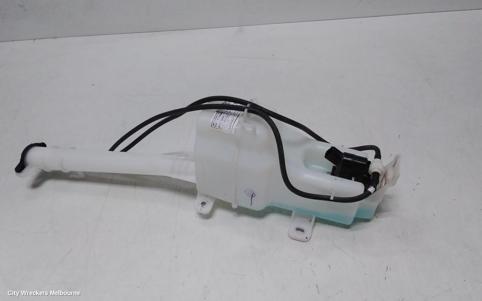 MAHINDRA XUV700 WASHER BOTTLE, W601, 01/2023 ONWARDS