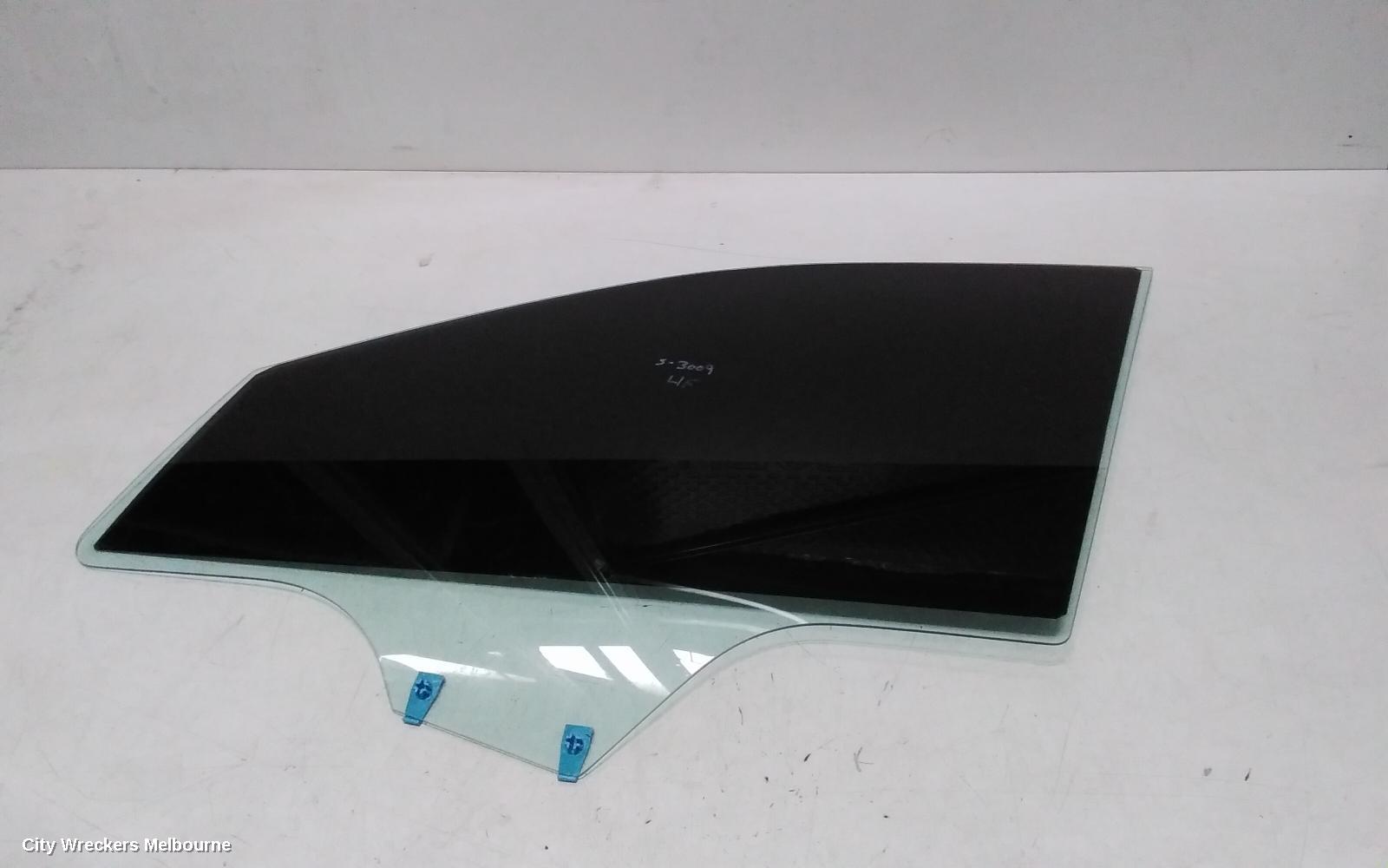 MAHINDRA XUV700 LEFT FRONT DOOR WINDOW, W601, 01/2023 ONWARDS