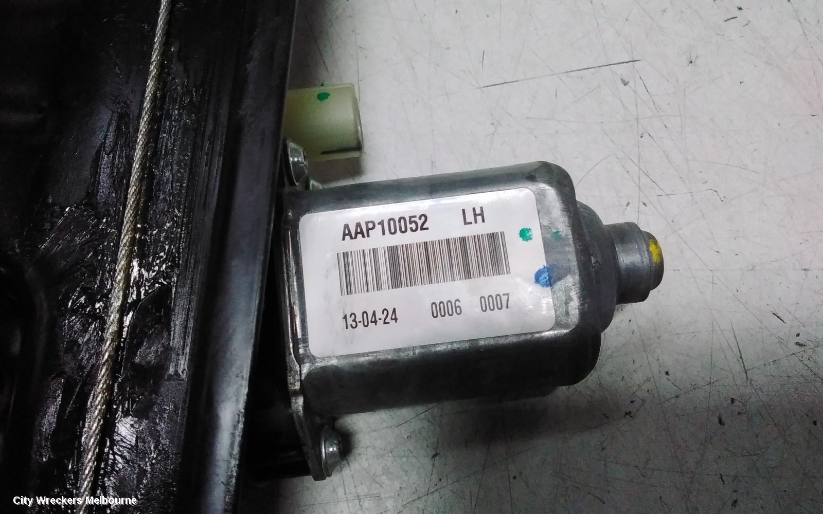 MAHINDRA XUV700 LEFT REAR WND REG/MOTOR, W601, 01/2023 ONWARDS