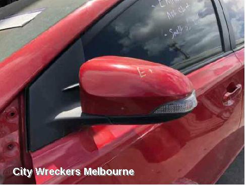 TOYOTA COROLLA RIGHT TAILLIGHT, ZRE182R/ZWE186R, HATCH, 10/2012 - 03/2015